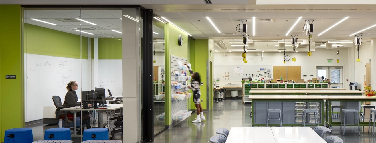 St Thomas School Center for Learning & Innovation lab