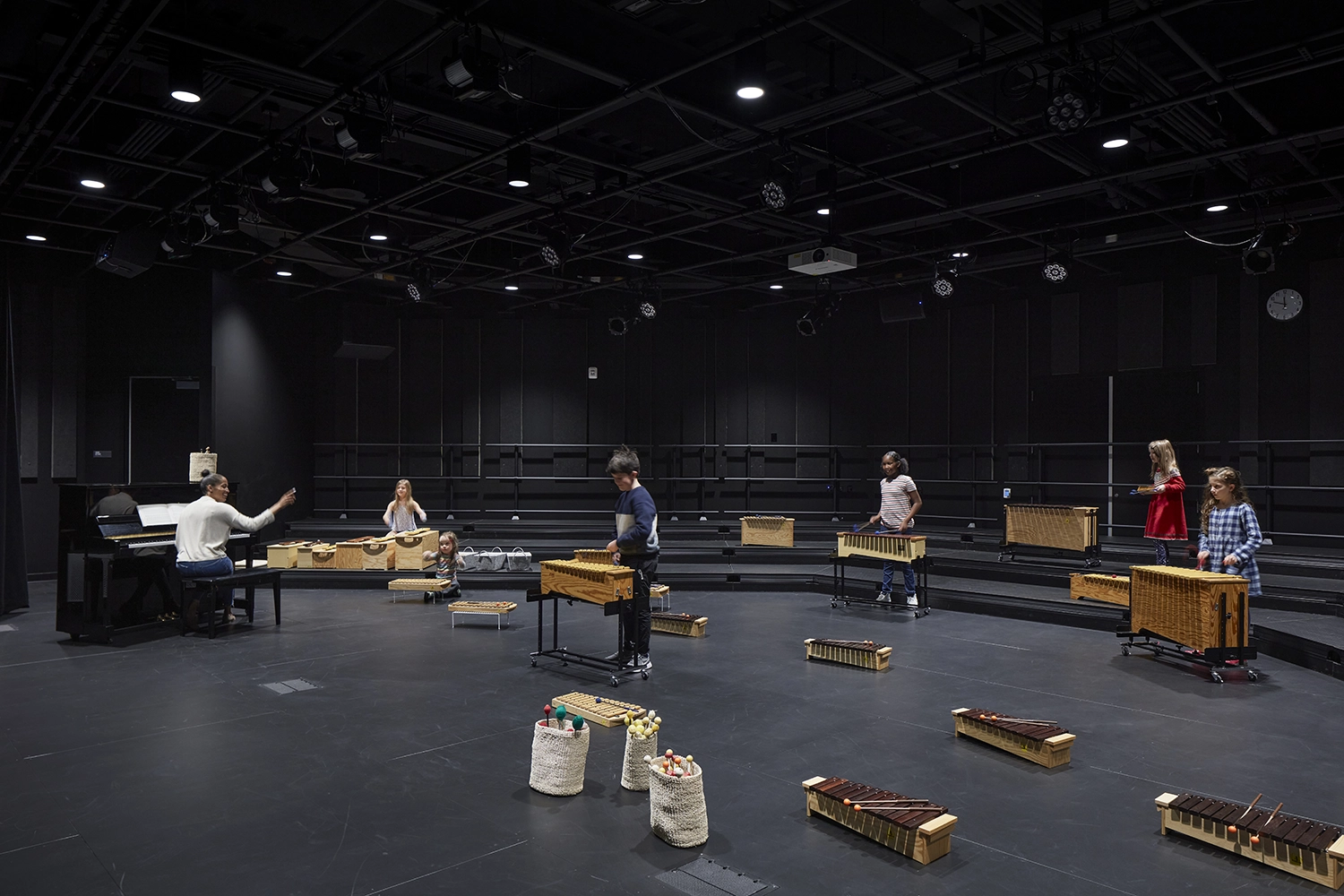 St. Thomas School Athletics & Performing Arts Center - Image 2