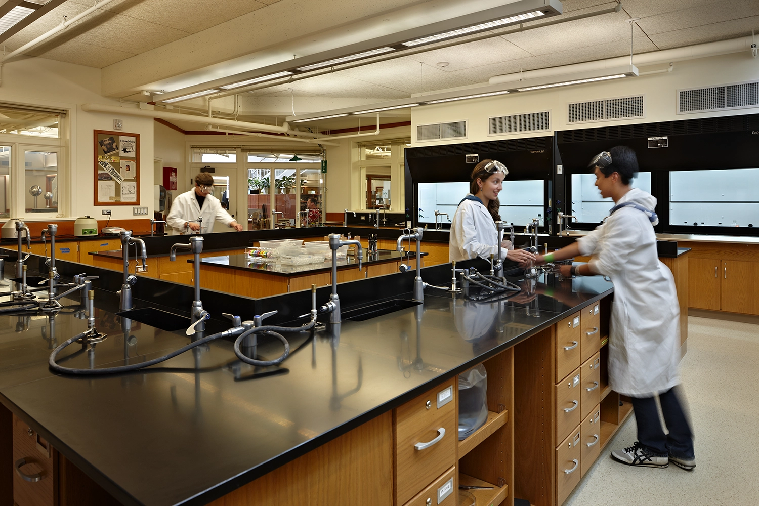 Lakeside Allen-Gates Hall lab