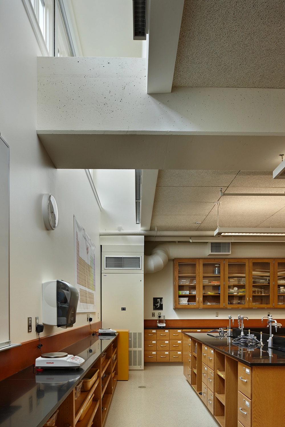 Lakeside Allen-Gates Hall lab